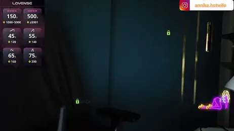 CharmingTania webcam model stream image