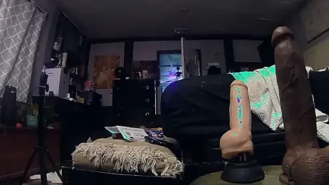 trash4cash webcam model stream image