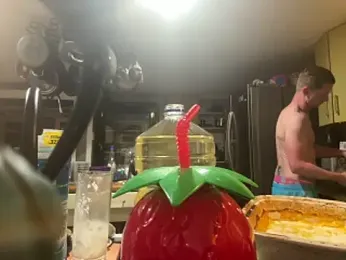 trash4cash webcam model stream image