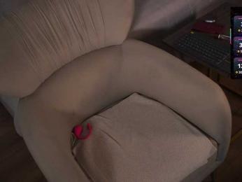 Eseniyavl webcam model stream image