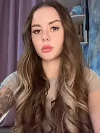 Alina_Vibe_Me webcam model stream image
