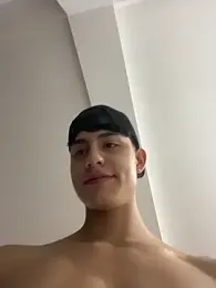 Lander_Cruz webcam stripchat model stream image