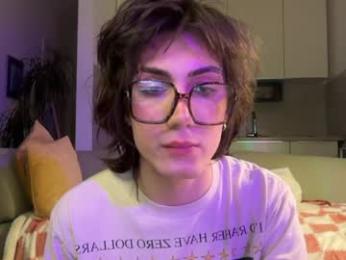 wow_lover webcam model stream image