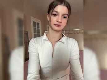 shottup webcam bongacams model stream image