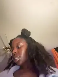 choclatepeaach webcam model stream image