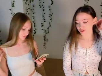 2mamacitas webcam chaturbate model stream image