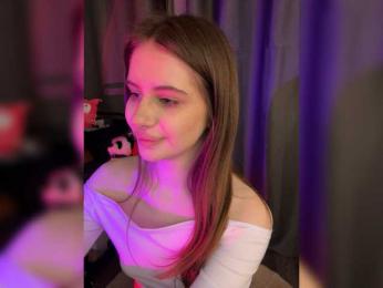 kissnotilt webcam bongacams model stream image