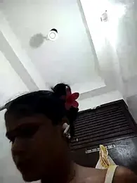 Muskannji webcam model stream image