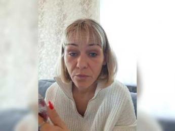 Krisred webcam model stream image