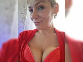 Krisred webcam model stream image