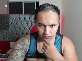 Marllon Strong webcam model stream image