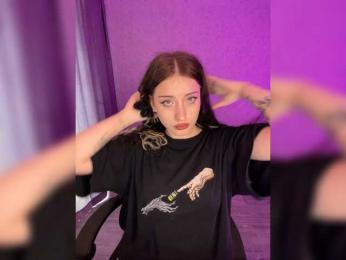 meowluly webcam model stream image