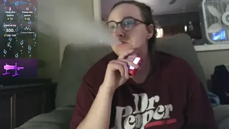 TurtleLady420 webcam model stream image