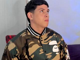 Breth Colton webcam model stream image