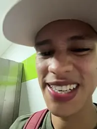 HarryGaze webcam stripchat model stream image