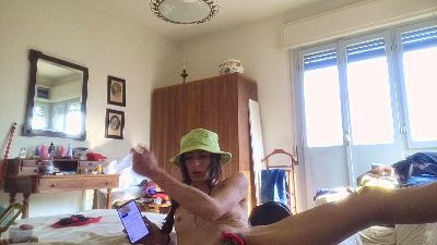 Andr33a webcam cam4 model stream image