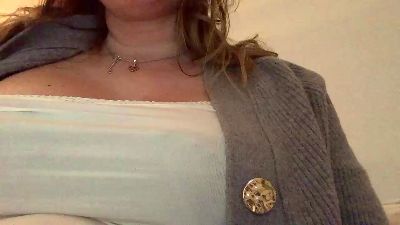 Girlluna webcam model stream image