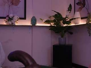 zoe-cruz21 webcam model stream image