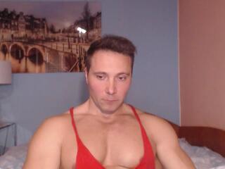 Hunky Muscle webcam flirt4free model stream image