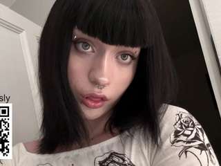 vailyreb webcam camsoda model stream image