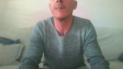 Mons75 webcam model stream image