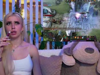 FlowwwerGirl webcam bongacams model stream image