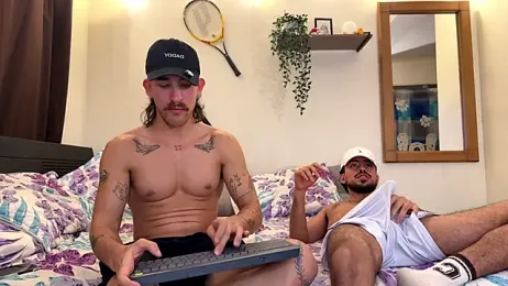 Aaron_wheel webcam model stream image