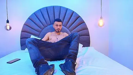 MatthewCullen webcam model stream image