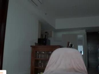 belle_adrienne webcam chaturbate model stream image