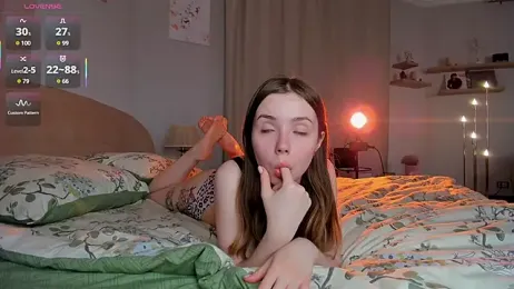 DominikaElis webcam stripchat model stream image