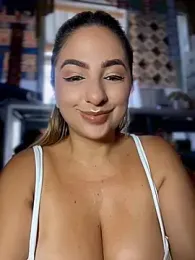 sammyqueenx21 webcam stripchat model stream image