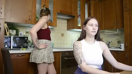 HotCaramellsTV webcam model stream image