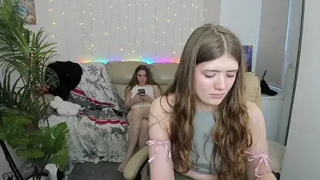 HotCaramellsTV webcam model stream image