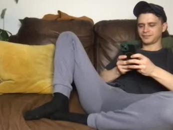 camdoattitude webcam chaturbate model stream image