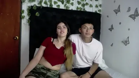 Isa_and_max05 webcam model stream image