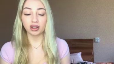 AleaseIyo webcam cam4 model stream image