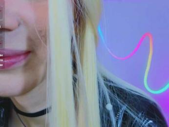 SweetEvelina webcam model stream image