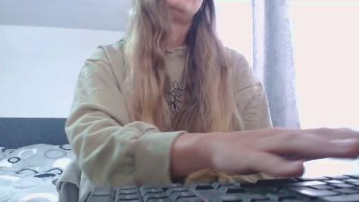 Amedeia webcam cam4 model stream image