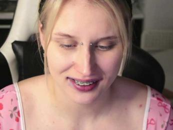 Mertyxxx webcam model stream image