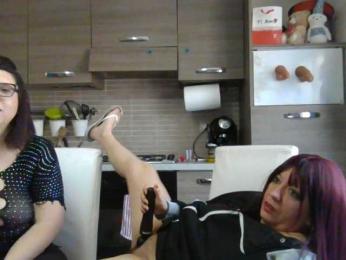 Sinfulmarkedqueens webcam bongacams model stream image