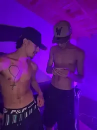 Cuteathleticboys webcam model stream image