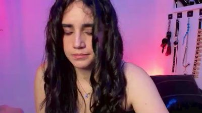 elowen_halley1 webcam cam4 model stream image