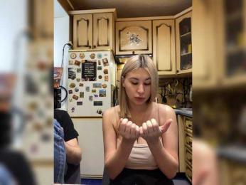 _Magic_ webcam bongacams model stream image