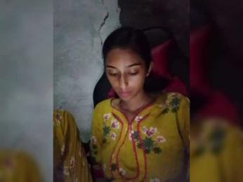 AlinaPopy webcam bongacams model stream image