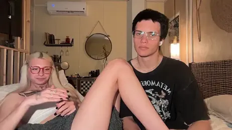 twl8vibe webcam stripchat model stream image