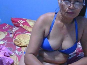 hOtGranny4u webcam model stream image
