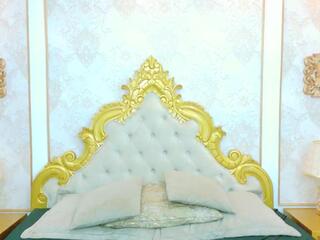 Anne Belmont webcam model stream image