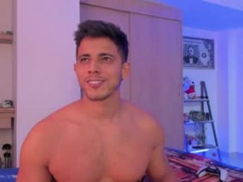 ashton_coleman_ webcam model stream image