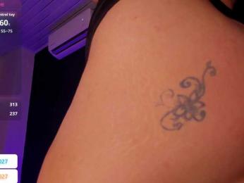 -Giia webcam bongacams model stream image