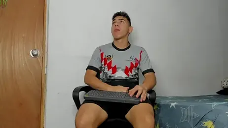 andrew_rose_ webcam model stream image